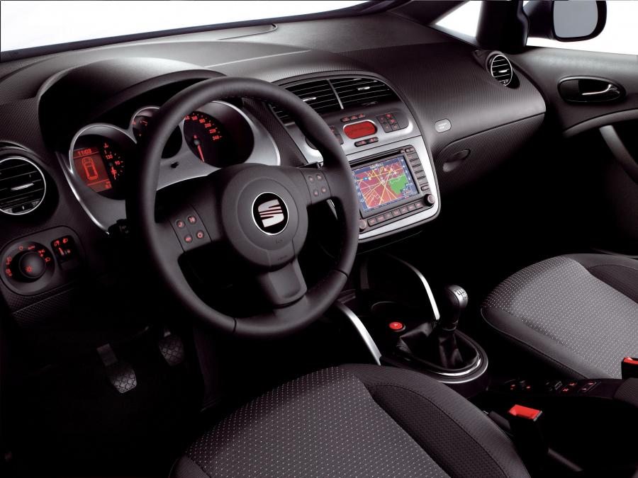  Seat Altea XL 2006 года  (фото 23 из 134)